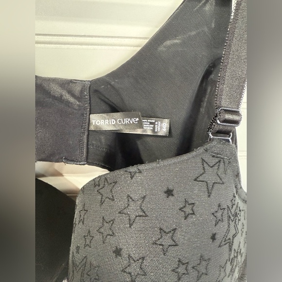 Torrid black star embellished bra. Size 44D. - Picture 5 of 9